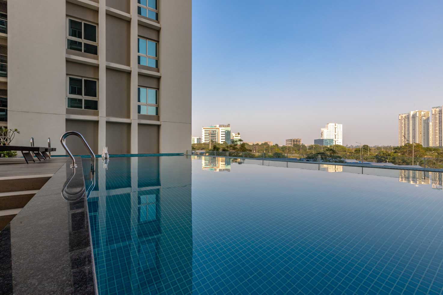 Amistad - Swimming Pool